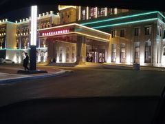 -望儿山温泉水乐园