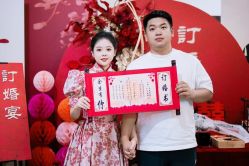 点击看大图 -爱伊人婚纱礼服美妆馆