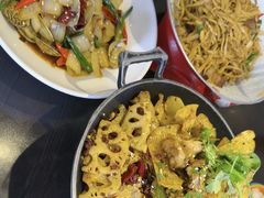 -川流不息·地道川菜·小龙虾(松东路店)