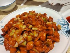 宫爆鸡丁-新侨小馆(东直门北小街店)
