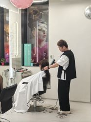 -Z.X HAIR SALON张新美业