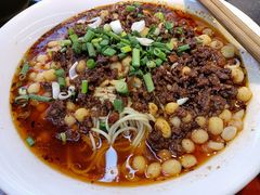 杂酱豌豆面-杨门·豌豆杂酱面