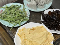 -肖肖酸萝卜鱼火锅(总店)