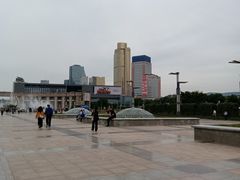 -泉城广场