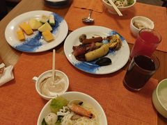 -亚龙湾希尔顿自助餐厅·海鲜·烧烤·沙滩BBQ·现场乐队
