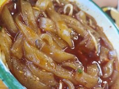 -拈签一笑黄牛肉辣卤串串