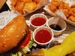 -The Habit Burger Grill 哈比特汉堡(爱琴海店)