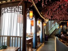 -荷塘秋月·本帮江浙菜(国权路店)