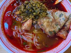 -杨婆鱼粉(骆仙路店)