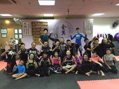 -金翼跆拳道巴西柔术拳击格斗学院