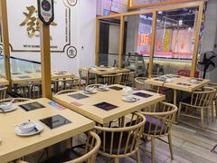 -杨老板·海鲜集市火锅·鲜切牛肉(中防万宝店)