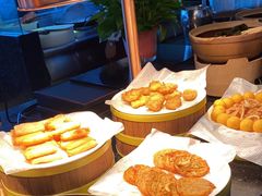 -万达文华酒店·48F云端窗景美食汇自助餐厅