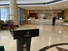 -南宁世纪君悦大酒店(青秀万达滨湖路地铁站店)