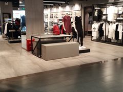 -百联临沂购物中心(临沂路店)