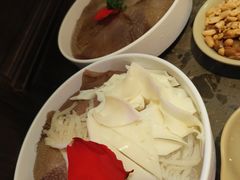 -小龙坎火锅(湖滨银泰in77店)