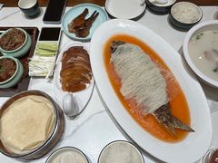 -梅利汴京烤鸭•开封豫菜地标店(东司门店)