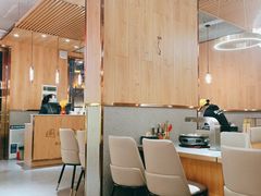 大堂-围炉肉舍丹东海鲜烤肉·烤活鳗(步行街店)