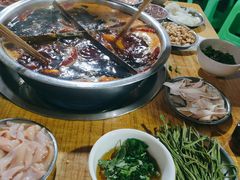 中辣红锅-渝味黄姐火锅(黄泥村店)