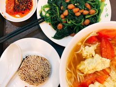 -护国寺小吃(机场店)