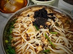 -正宗杨记普洱酸醋米线(总店)