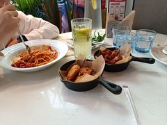 -必胜客(新海上世界店)