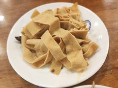 卤素鸡-凤齐羊肉烩面馆