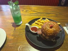 -1886德国汽车餐厅(外滩中央店)