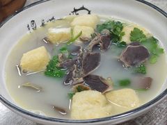 -曼曼汤包(建国西路店)