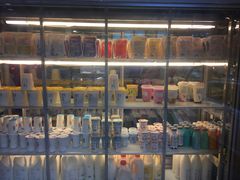 零售区-一鸣真鲜奶吧(益乐路店)