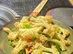 -侯志伟老街炒鸡(广济街店)