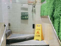 -小蓝鲸游泳培训基地(积水潭店)