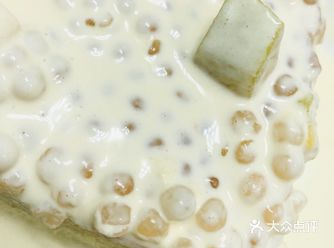 给孩子团购的生日蛋糕 杨枝甘露芒果西米雪崩爆浆8寸