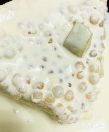 给孩子团购的生日蛋糕 杨枝甘露芒果西米雪崩爆浆8寸