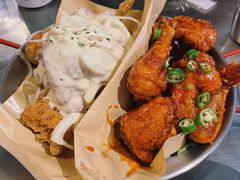 炸鸡一半一半-富乐满韩国正宗炸鸡韩国料理(虹泉路店)