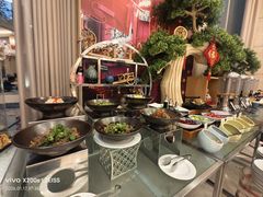 -元一希尔顿酒店·鲜切牛肉火锅禅自助餐厅