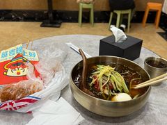 -服务大楼冷面(延大店)