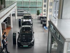 -上海德星奔驰(江杨南路店)