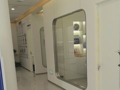-皓齿连锁·雅贝健口腔·种植·矫正中心(虹口曲阳路店)