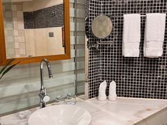 -岳阳阿波罗御庭酒店