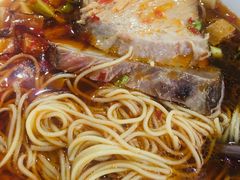 辣酱焖肉面-东吴面馆(东兴路店)