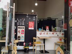 -蜜蜂小象·榴莲千层蛋糕(时代汇11栋店)