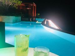 -瑰丽酒店·海吧·天际下午茶·现场DJ·天台酒吧