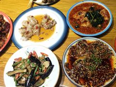 -柴窝堡22号辣子鸡·传承新疆菜