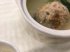蟹粉狮子头-怡园饭店-餐厅(四望亭店)