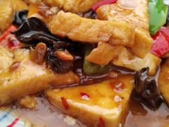 -天天向上素食餐厅(五台山店)