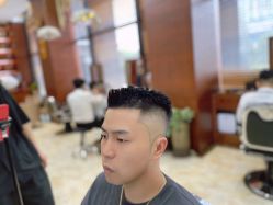 -尼特斯男士发型馆
