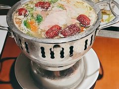 -君来湖滨饭店·玫瑰园