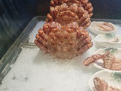 -雍容荟帝王蟹活龙虾展台自助(IFS黑金店)
