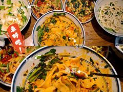 -何家一碗面(南大街店)