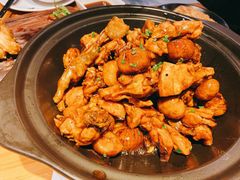 板栗烧仔鸡-莲餐厅·湖北菜·潜江小龙虾店(愚园路店)